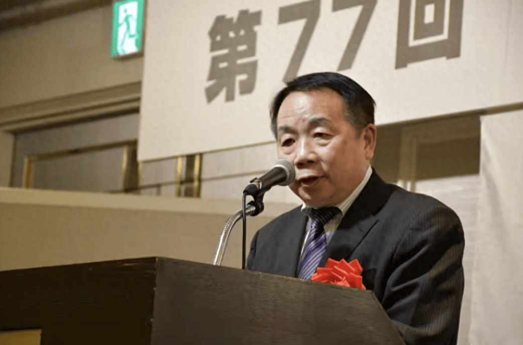 荷兰乙组联赛_恬不知耻!被中国制裁后荷兰乙组联赛,新时代汉奸石平仍毫无悔意,回应称“制裁是光荣”