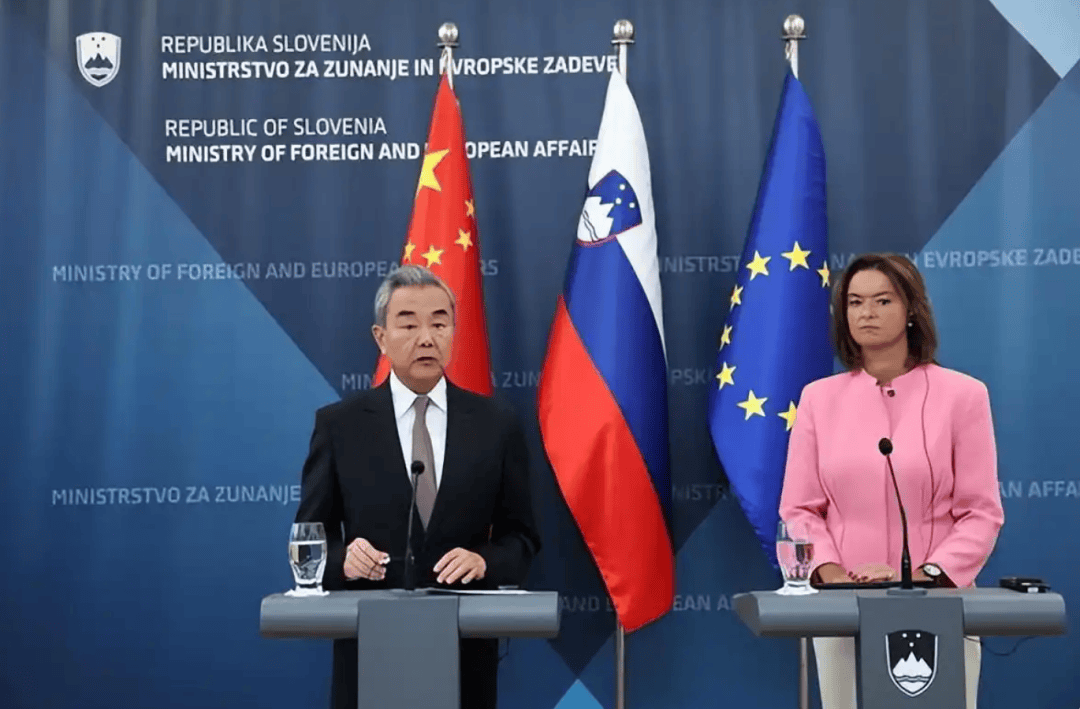 忠北清州 vs 城南足球俱乐部_王毅表态:中方不参与、不策划战争