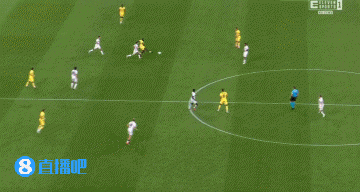 门兴格拉德巴赫vs 云达不萊梅_米兰遭多处争议判罚：普利西奇被拉倒+恩昆库两连倒地未判点