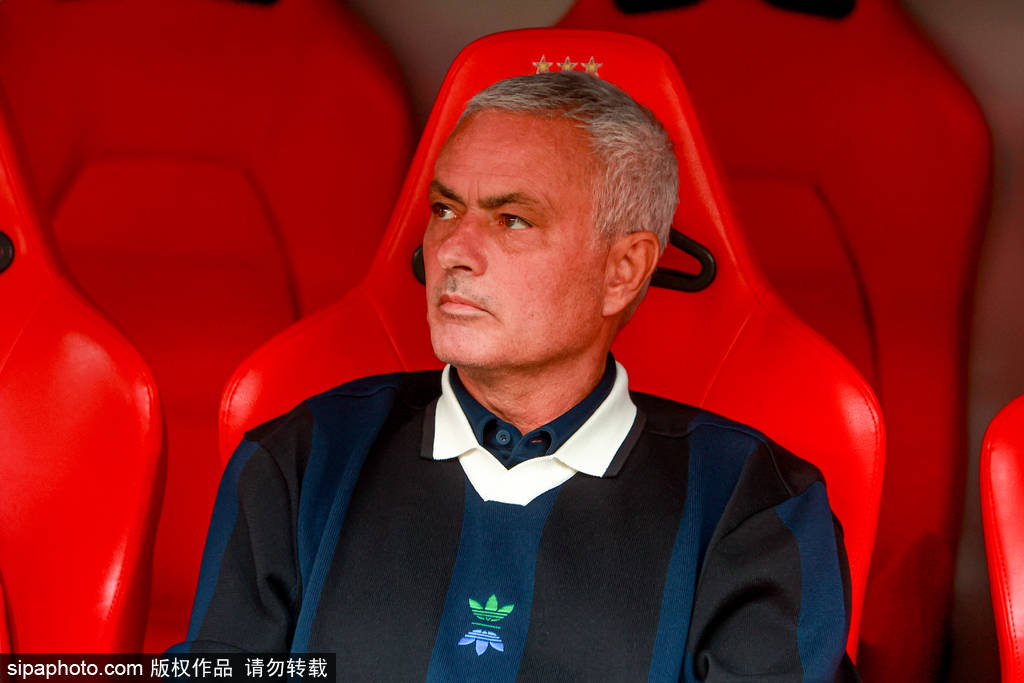 皇冠信用網足球代理_观战台:巴萨火拼巴黎+皇马远征 拜仁冲击开局九连胜