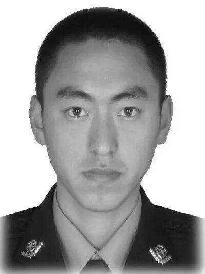 皇冠信用网如何注册_郑亮在执法现场被撞牺牲皇冠信用网如何注册，年仅37岁