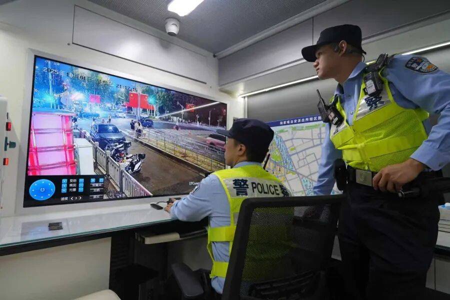 皇冠皇冠足球平台_突然群发皇冠皇冠足球平台!大批上海市民收到警方短信!全市爆火网红已被锁定...有爸爸因孩子违规被罚款