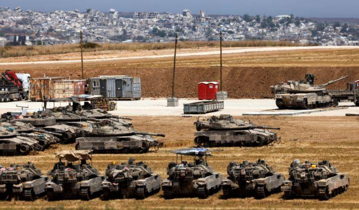 皇冠登一登二登三区别_哈马斯最后一刻签字投降皇冠登一登二登三区别，加沙民众涌上街头庆祝，以色列真会信守承诺？