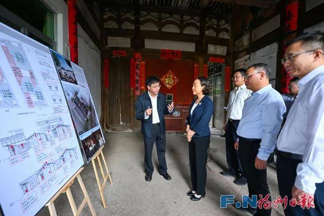 皇冠信用網会员
_福建省委副书记、福州市委书记郭宁宁皇冠信用網会员
，察看吴石故居