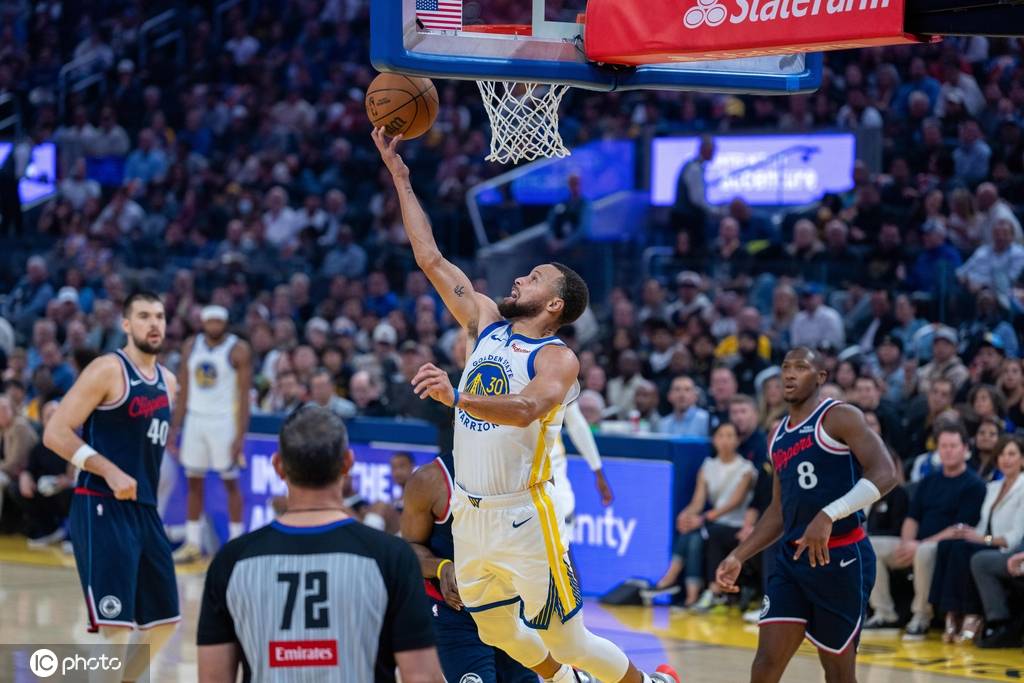 皇冠信用网址
_库里19+8哈登下半场0分 勇士轻取快船两连胜