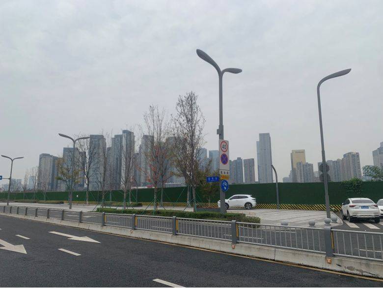 皇冠信用网代理注册
_中国雅江集团拍下成都三宗地块 每经记者实地探访:地块已有围挡皇冠信用网代理注册
,内部尚未施工