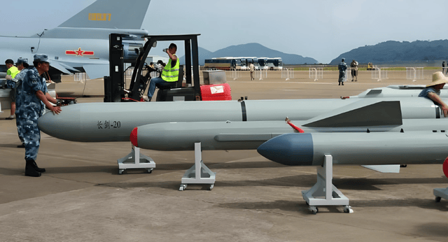 皇冠信用代理出租
_日本大机群挂48枚导弹模拟攻击辽宁舰皇冠信用代理出租
?上演“送人头”名场面