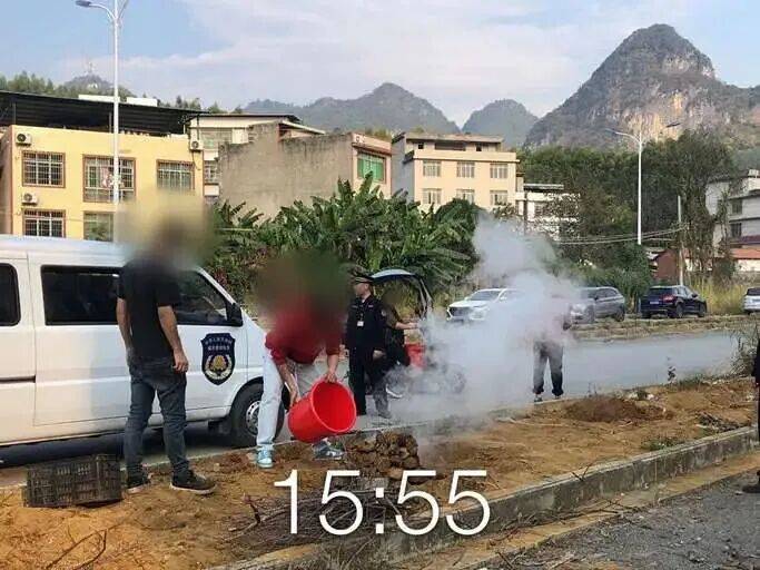 网上买球怎么买_柳州俩人竟在绿化带里“窑鸡”网上买球怎么买,鸡还未入窑就......