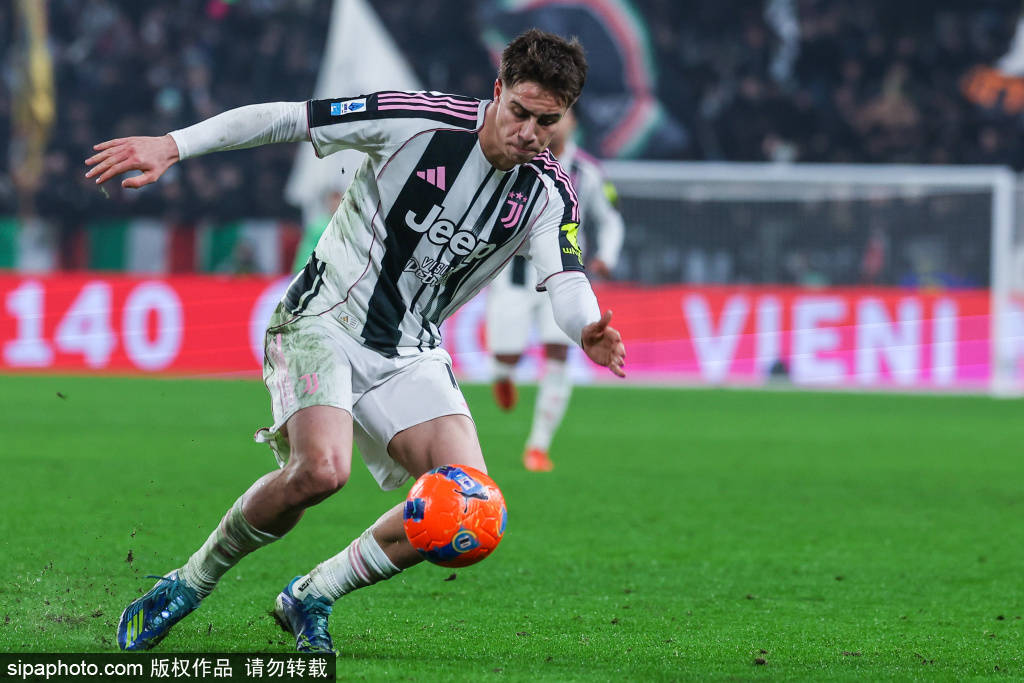 如何申请皇冠信用网_曼联新星马努・科内即将加盟如何申请皇冠信用网，能否成为中场新核心？