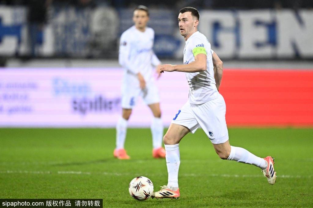 如何代理皇冠信用网_戴伟浚重返新鹏城:降薪、签字费全免如何代理皇冠信用网,渴望更多球权的背后故事