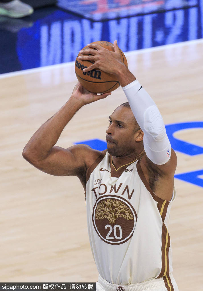 皇冠信用网代理申请_快船伤情更新:詹姆斯-哈登为何无缘对阵勇士皇冠信用网代理申请?