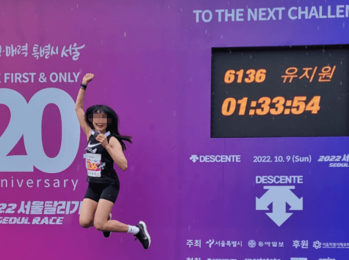 皇冠信用网出租足球_25岁女网红参加首尔马拉松比赛时不幸离世皇冠信用网出租足球，倒下时离终点只剩497米……